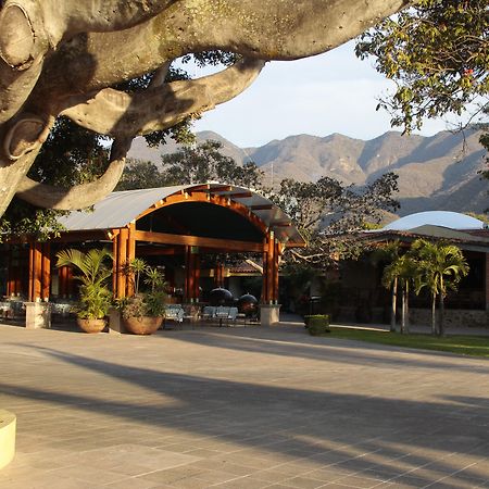 Hotel Real De Chapala Ajijic Exterior foto