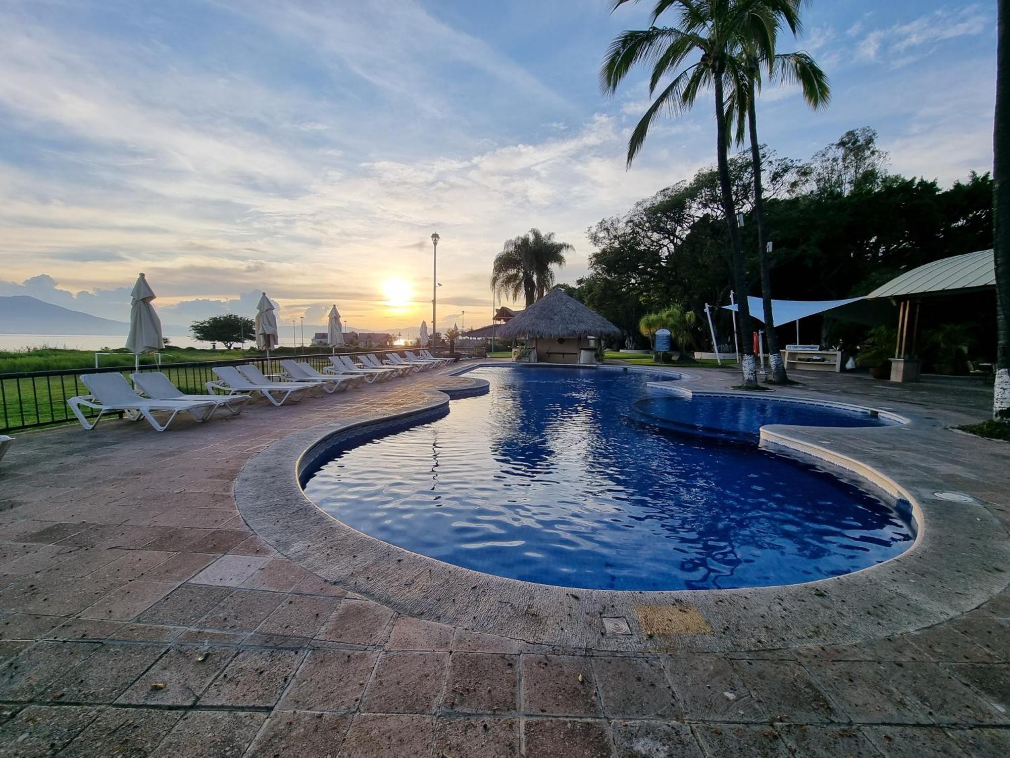 Hotel Real De Chapala Ajijic Exterior foto